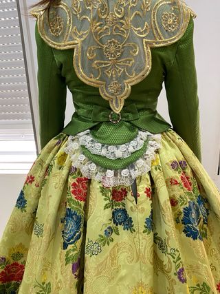 TRAJE DE FALLERA