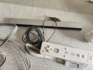 Nintendo Wii con accesorios. 