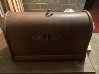 Maquina de coser Singer