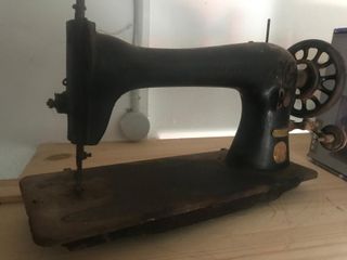 MÁQUINA DE COSER PARA RESTAURAR