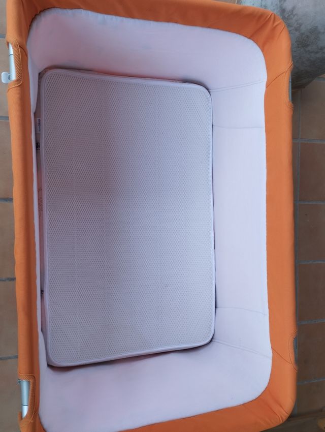 Cuna / moisés babyhome (naranja)