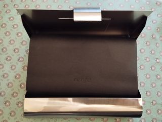 Cartera negra de piel de mujer de Renfe 