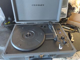 Crosley Cruiser Plus Tocadiscos Bluetooth | Carbón