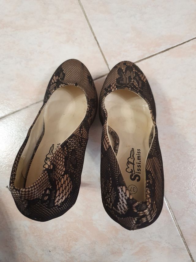 Scarpe décolleté nere beige pizzo