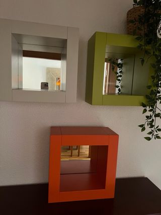 espejos decorativos y estante