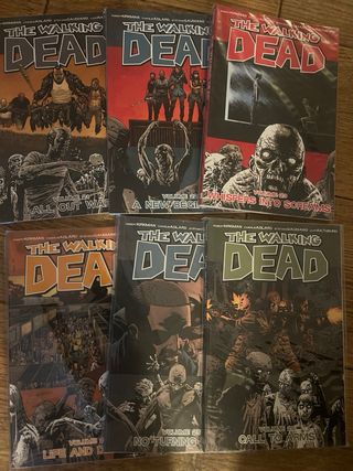 The Walking Dead tomos 1-26 ingles tapa blanda
