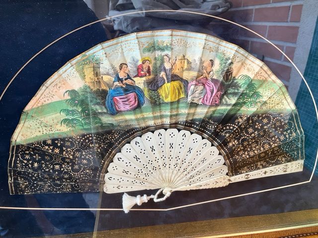 Abanico en abaniquera