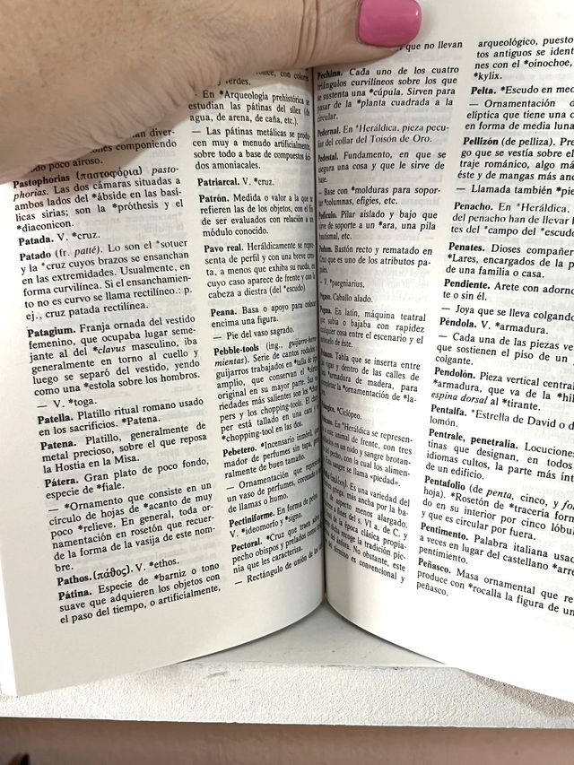 Libro Diccionario de términos de arte y elementos