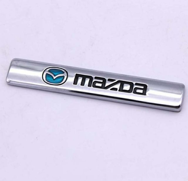 Insignia Mazda emblema 