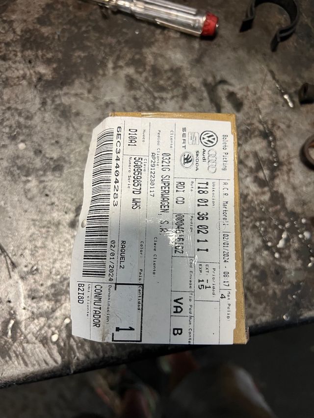 Botonera alzacristal seat leon 5f