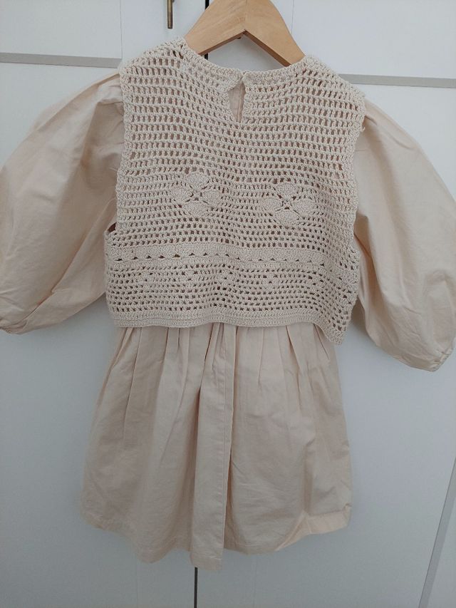 Vestido beige crochet Zara Kids