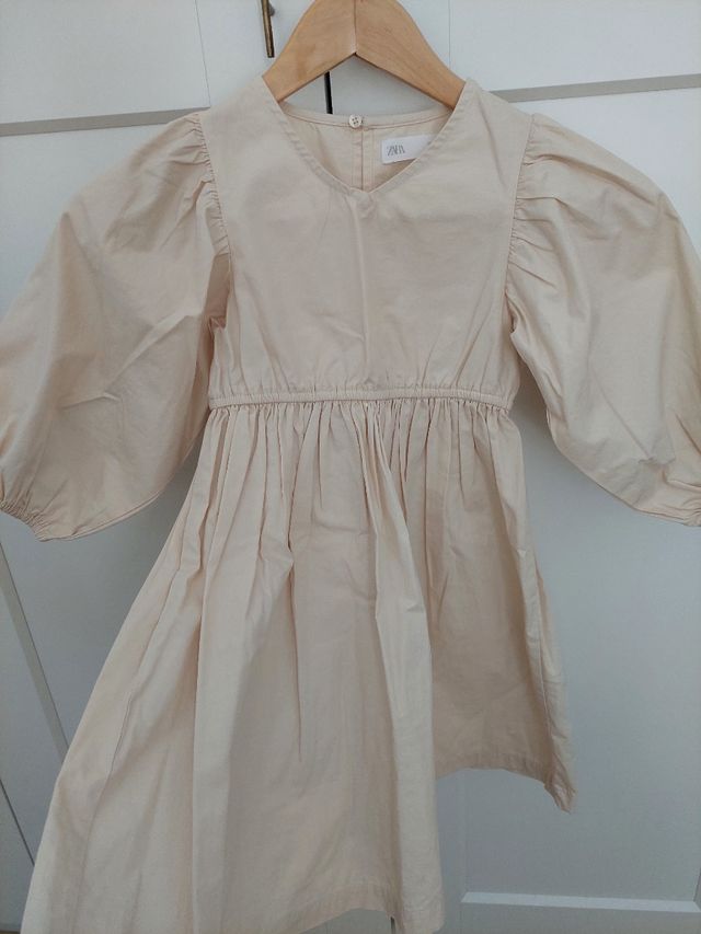 Vestido beige crochet Zara Kids