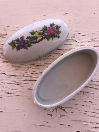 Scatola ceramica decorata