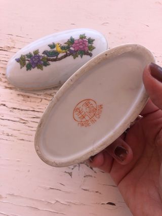 Scatola ceramica decorata