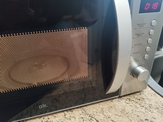 Microondas Digital OK. con Grill