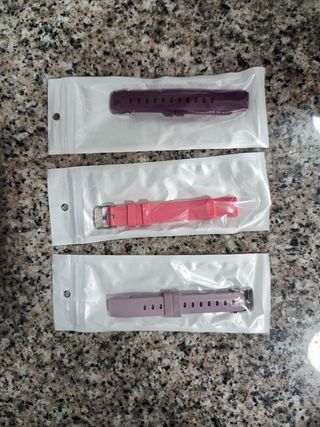 Reloj Fitbit luxe, +3 correas+ otro cargador