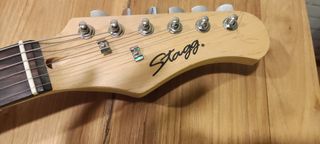 Guitarra eléctrica Stagg Fender