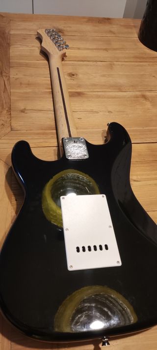 Guitarra eléctrica Stagg Fender
