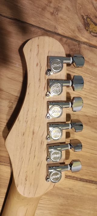 Guitarra eléctrica Stagg Fender