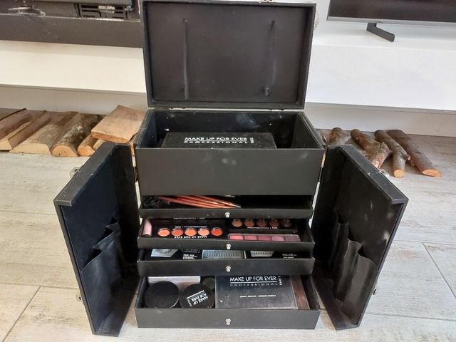 Maletín de maquillaje profesional