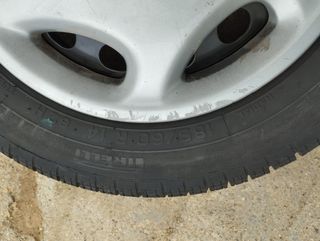 Llantas con tapacubos 14 pulgadas