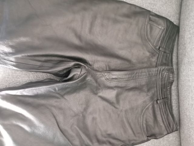 Pantalón cuero hombre