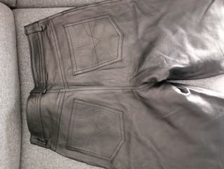 Pantalón cuero hombre