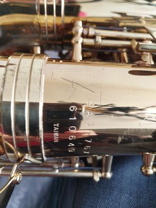 Saxofón alto Júpiter