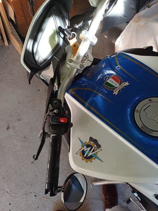 MV Agusta Brutale 800 EAS ABS