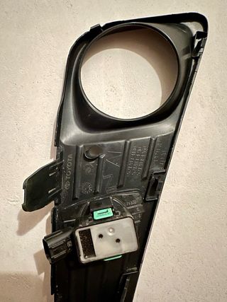 Rejilla antiniebla Toyota CH-R