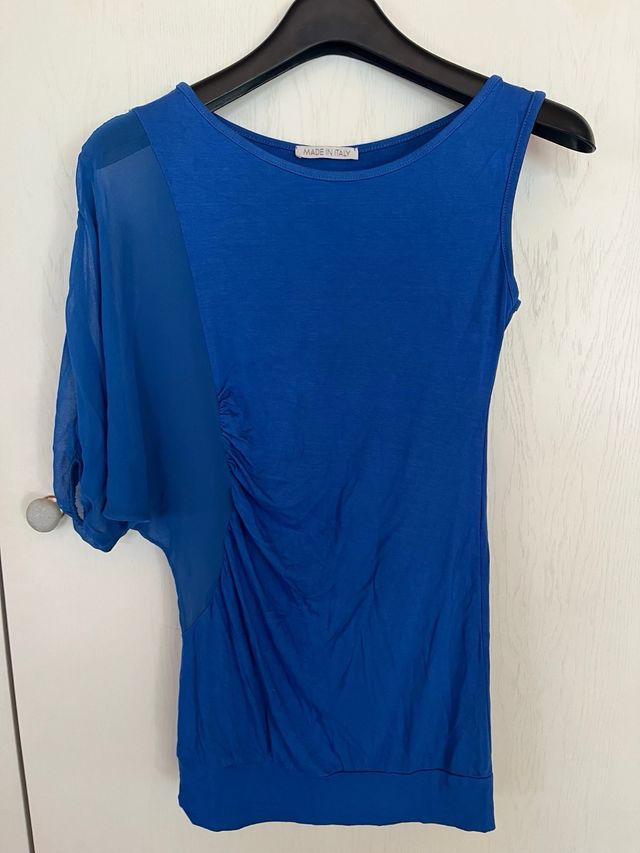 Abitino con manica velata