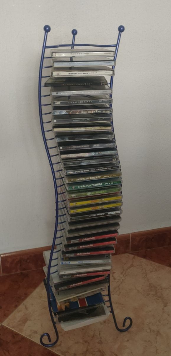 Estantería CD Metálico Diseño Forja.