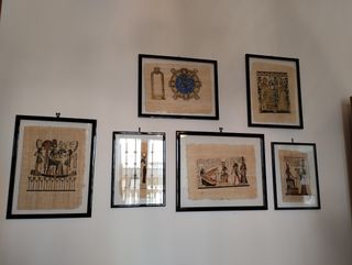Quadri stile egiziano.