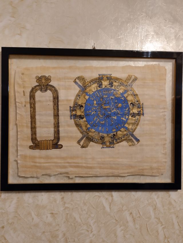 Quadri stile egiziano.