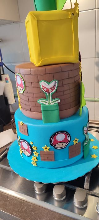 Torta scenografica Super Mario