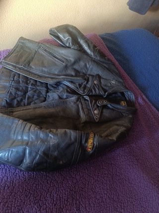 Cazadora de cuero garibaldi