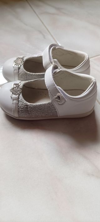 Scarpine bambina taglia 26