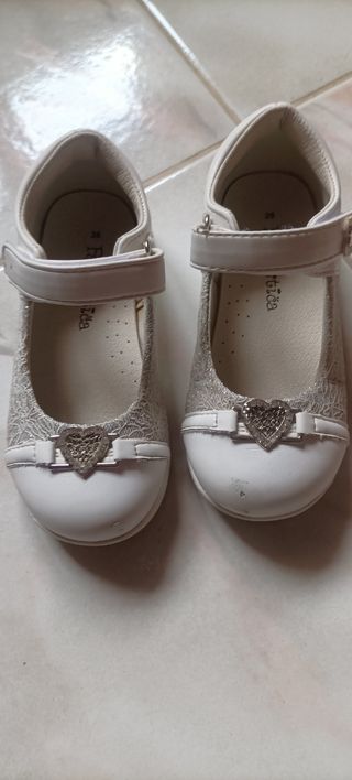 Scarpine bambina taglia 26
