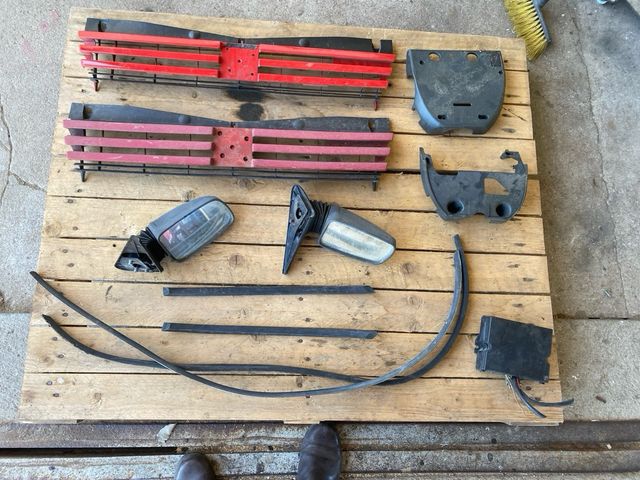 Piezas del Peugeot 205 XAD, faros, linternas, etc. |USADO