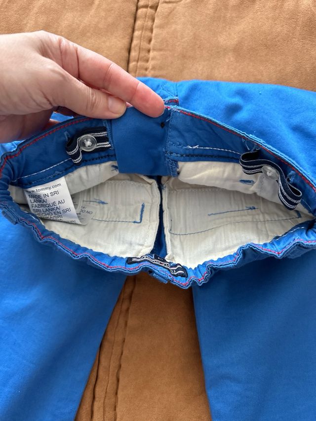 Pantalón Tommy Hilfigher talla 7-8 años