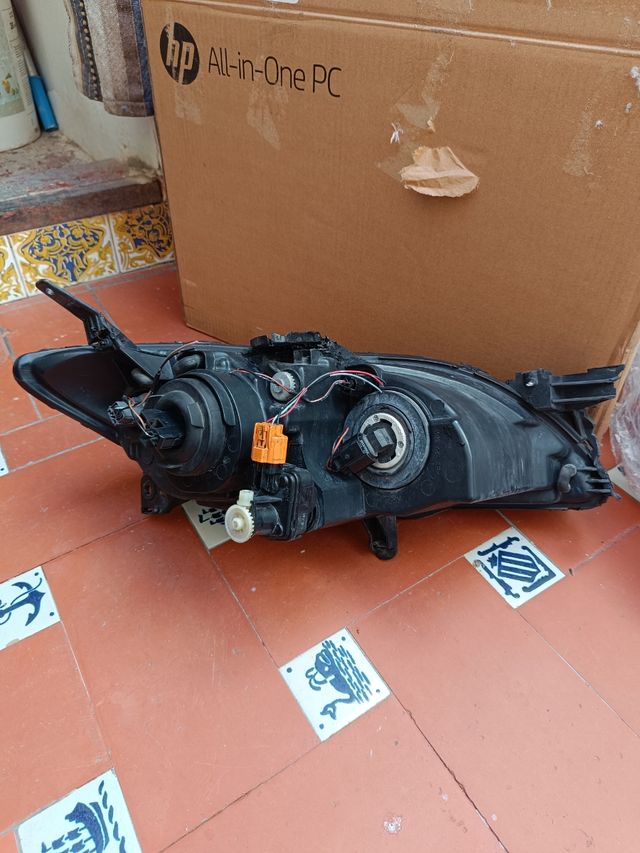 Faro Mazda 3(ver fotos y descripción)