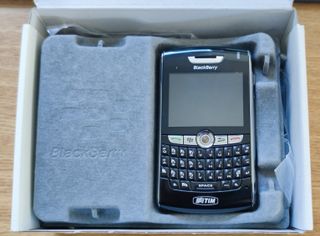 BlackBerry 8800 nero con batteria da sostituire