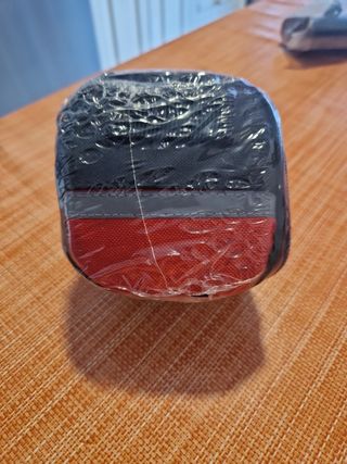 Bolsa de sillín con herramientas. 