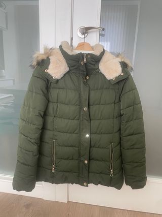 Anorak verde stradivarius