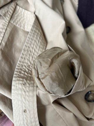 Trench coat (gabardina) de mujer de Massimo Dutti 