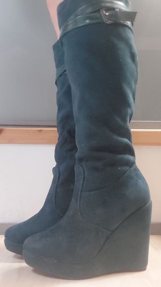 Stivali verdi tipo camoscio