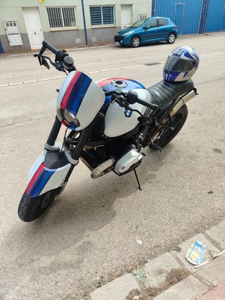 Moto BMW 1200S