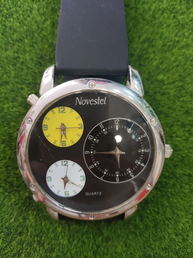 Reloj XL Novestel 50€