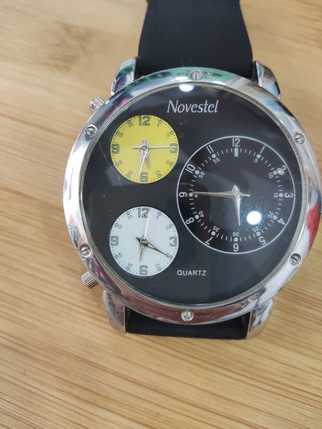 Reloj XL Novestel 50€