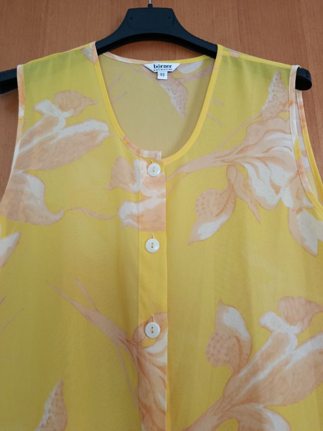 Copricostume con spacchetti laterali 